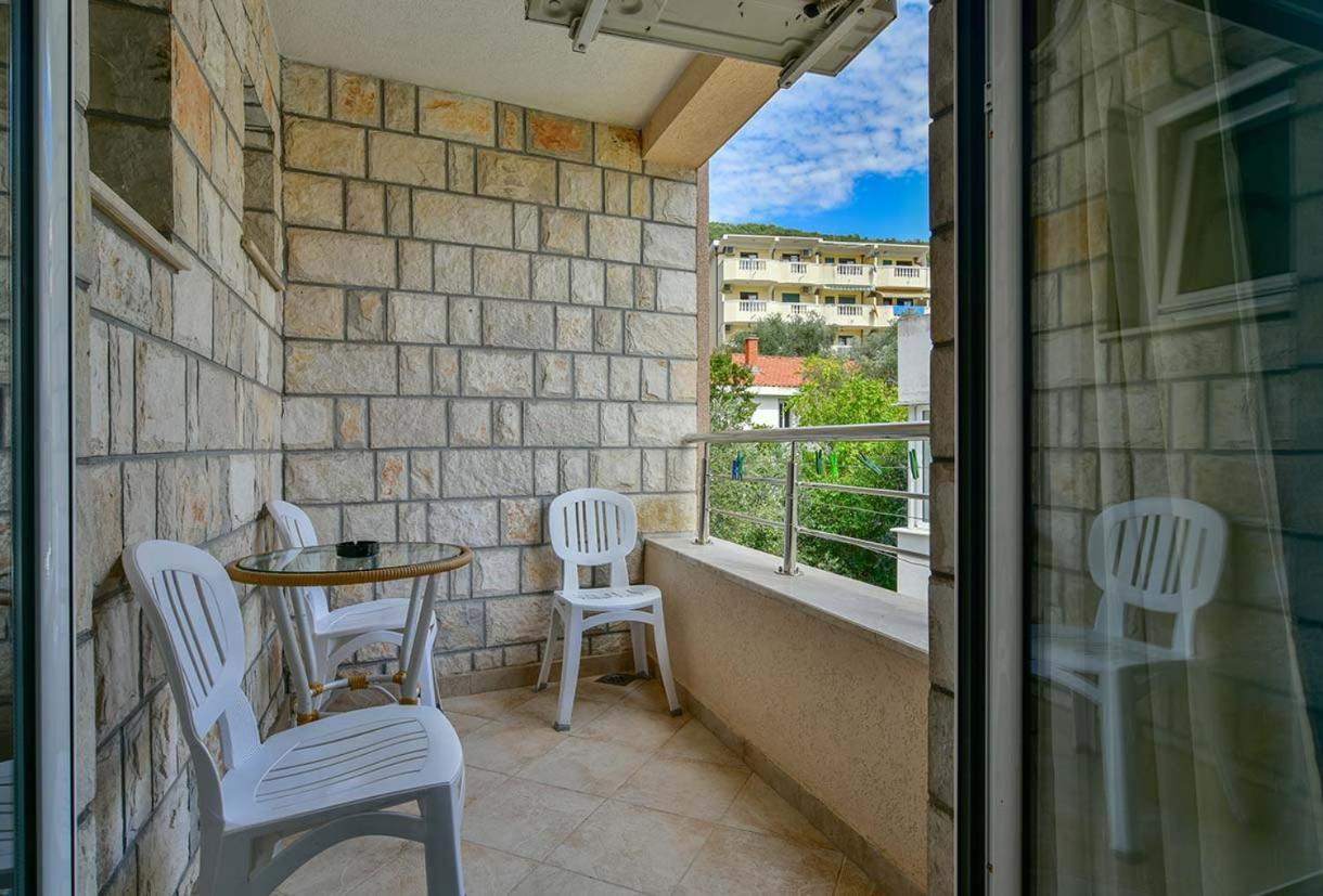 Apartments Srzentic Petrovac 외부 사진
