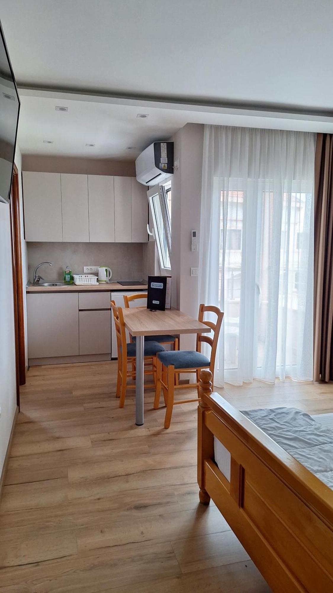 Apartments Srzentic Petrovac 외부 사진