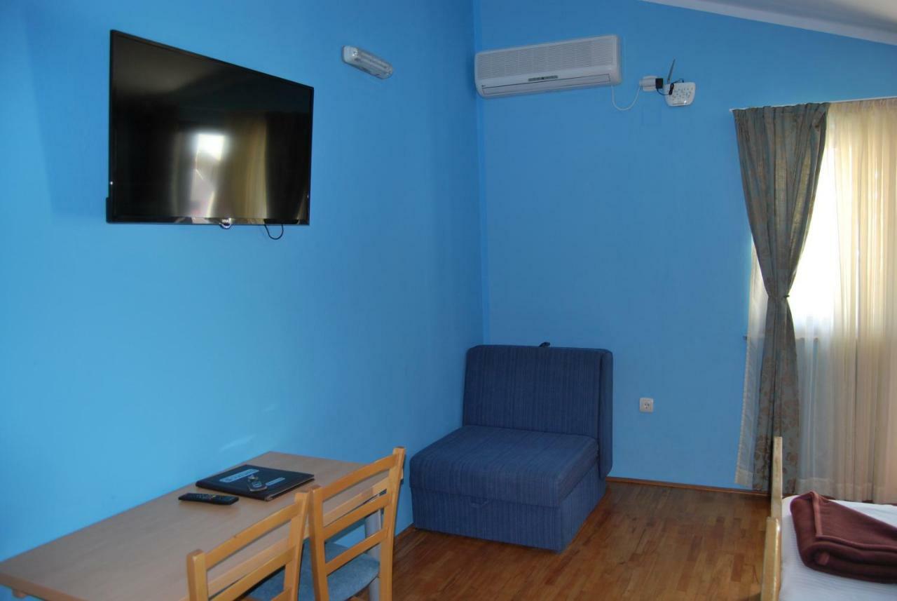 Apartments Srzentic Petrovac 외부 사진