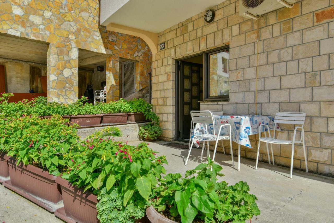 Apartments Srzentic Petrovac 외부 사진
