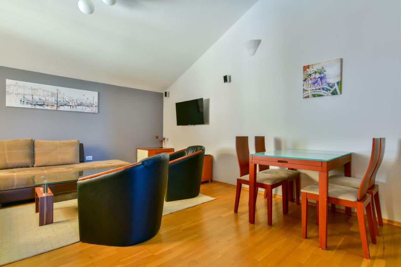 Apartments Srzentic Petrovac 외부 사진