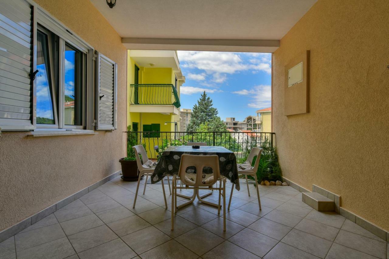 Apartments Srzentic Petrovac 외부 사진