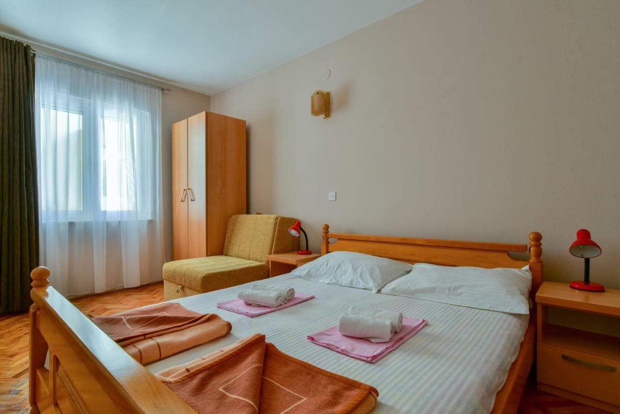 Apartments Srzentic Petrovac 외부 사진
